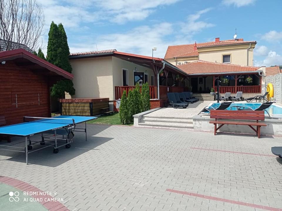 Penzion Zajecak Zaječí Bagian luar foto